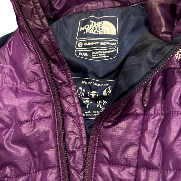 The North Face Summit Series Purple jacket Sz.S - Picture 4 of 4